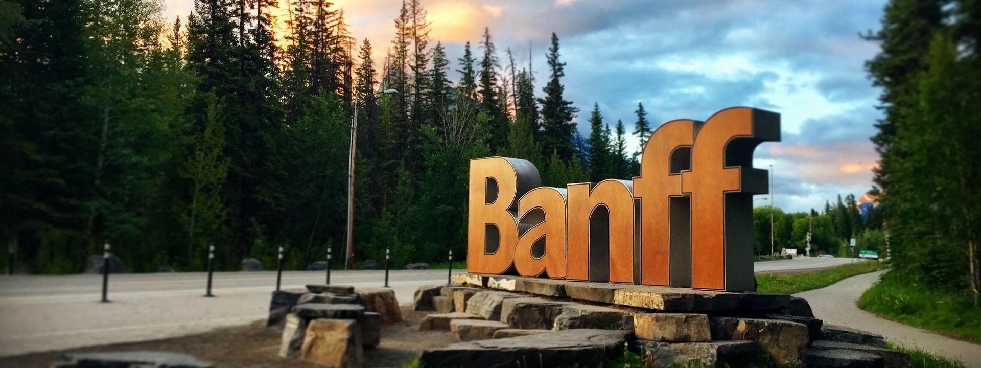 A sign for the Banff Whyte Museum