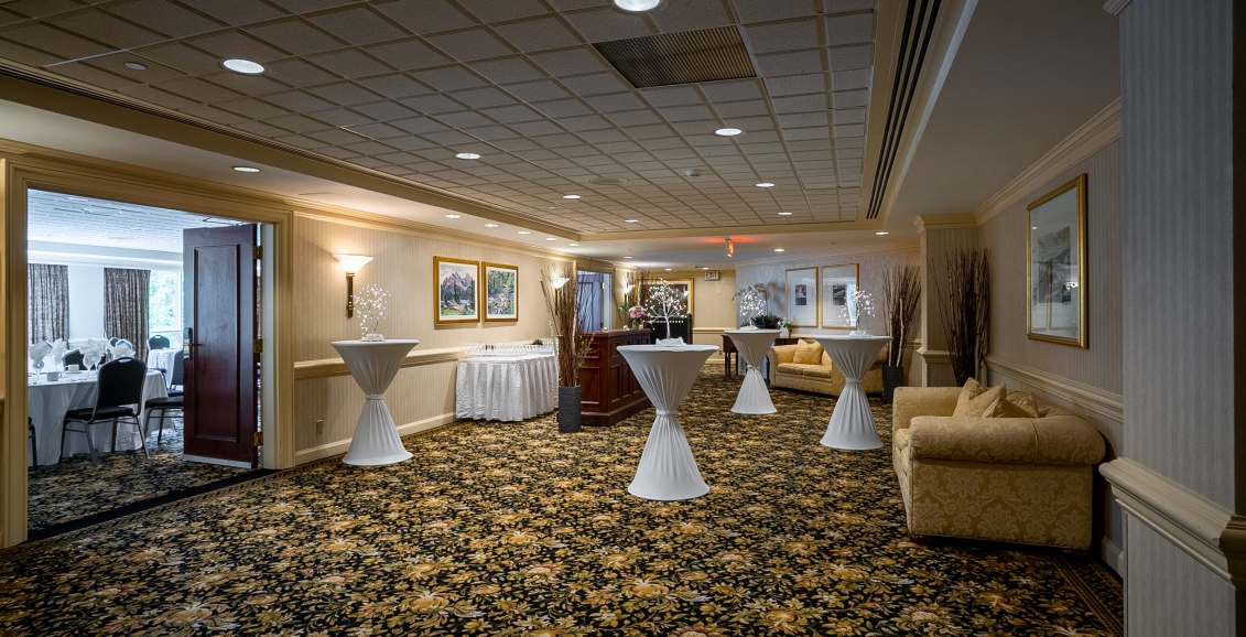 The yarrow and laurel rooms at the rimrock resorts