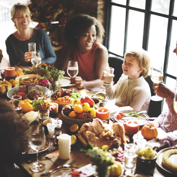 family at thanksgiving dinner