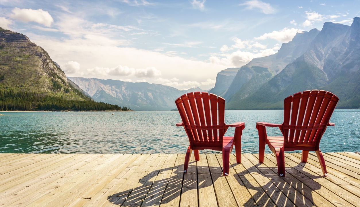 Red charis overlooking Lake Minnewanka